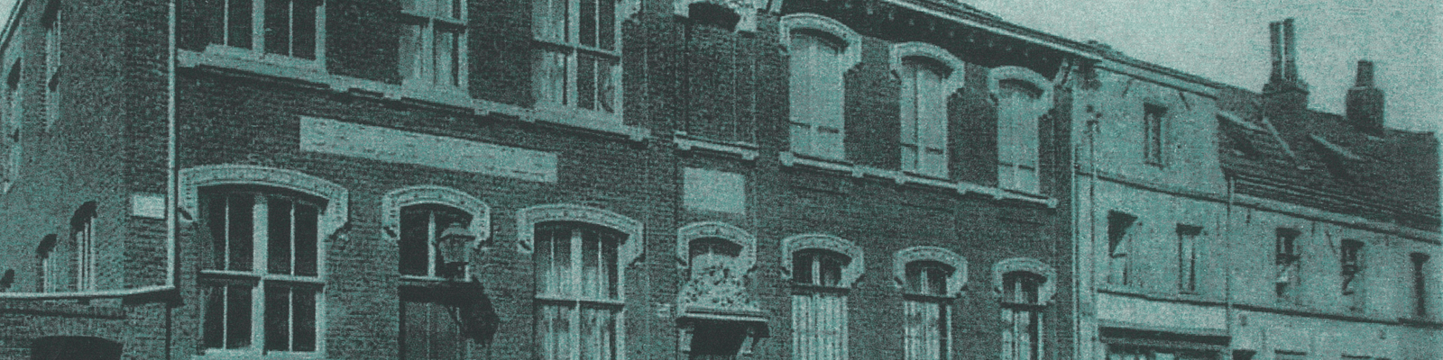 Le bâtiment de l'ACOLJAQ était autrefois une école de filles - Archives municipales de La Madeleine © Fonds Syndicat d'Initiative, 3Z 29